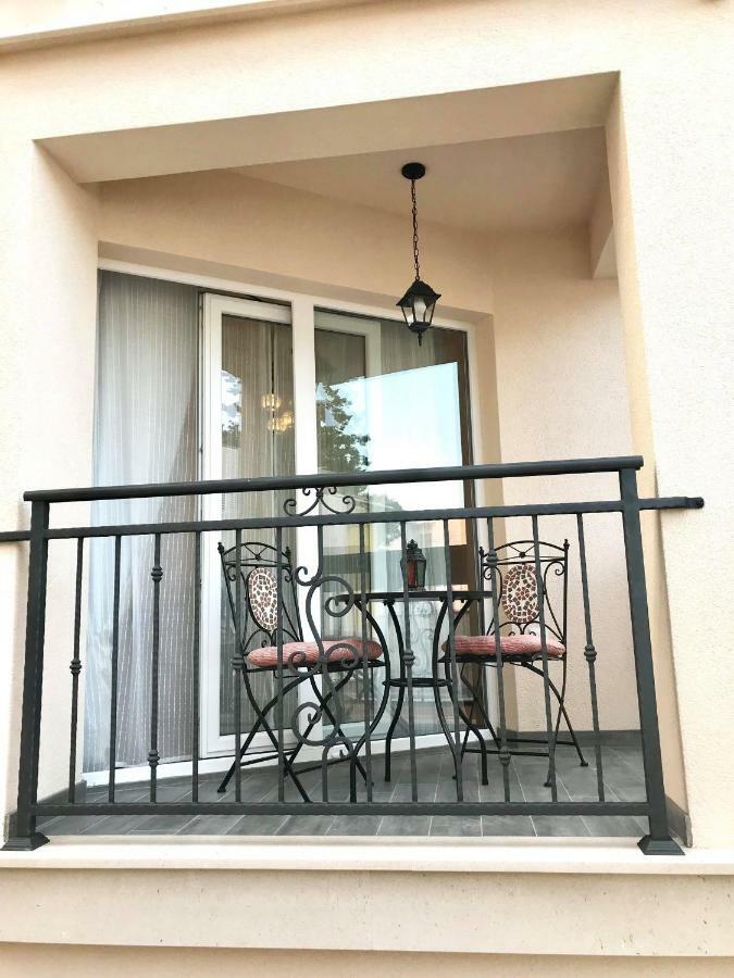 Cocoville Beach House- Makarska Apartment Exterior foto